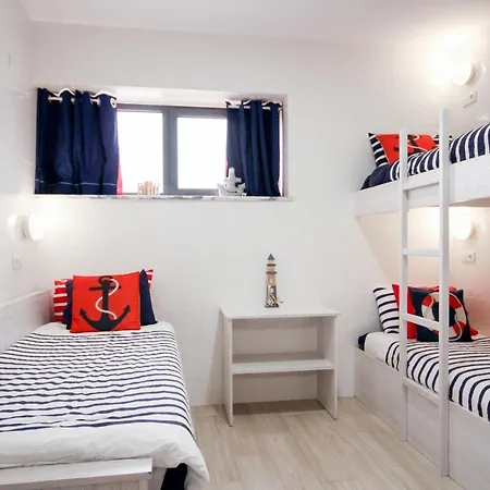 Ferrel Surf House Vandrerhjem *