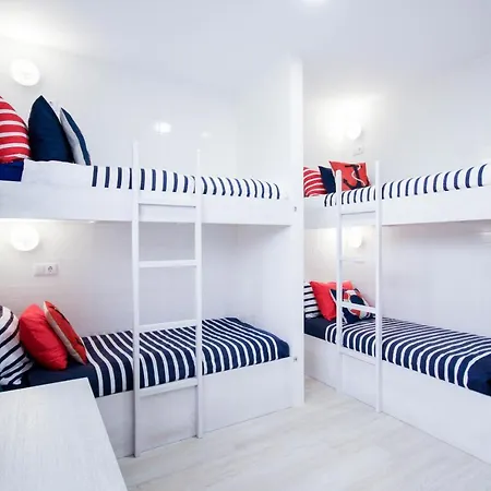Ferrel Surf House * Ferrel (Leiria)